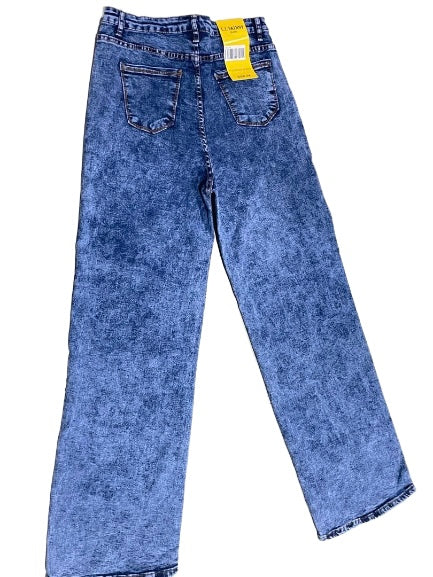 High-Waisted Loose-Fit Jeans